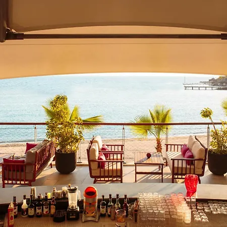 منتجع Le Meridien Bodrum